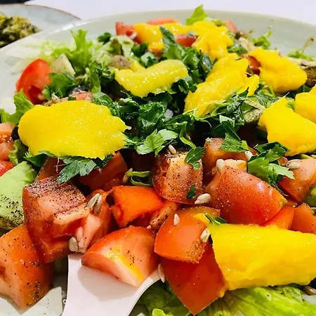 Feelgood Vegan Homestay * Sagres