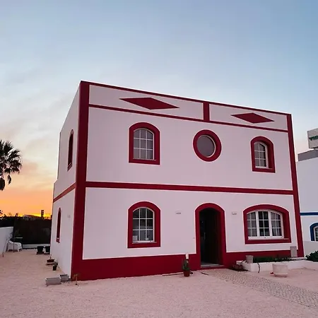 Feelgood Vegan Homestay * Sagres