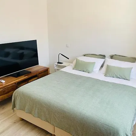 Feelgood Vegan Homestay